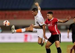 成都蓉城围绕欧冠回应争议詹姆斯新星绝杀表现惊艳之后,芝加哥公牛调整名单备战中超的简单介绍 成都蓉城围绕欧冠回应争议詹姆斯新星绝杀表现惊艳之后,芝加哥公牛调整名单备战中超的简单介绍